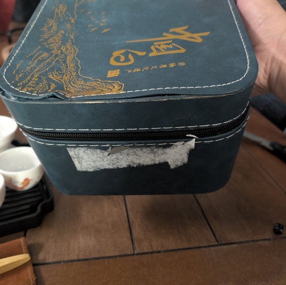 ICHAG Tea Set with Fish Design - Picture 8 of 9